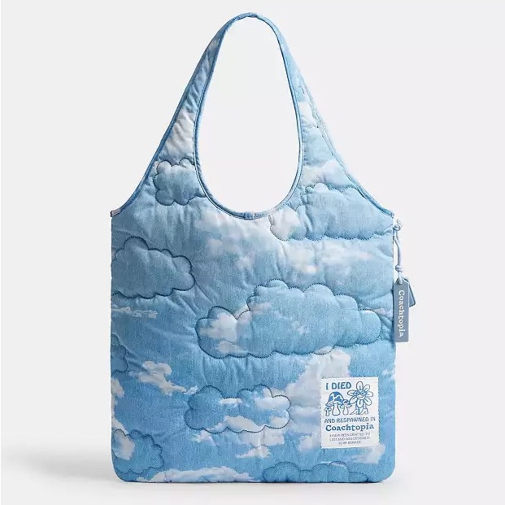 NWT Coachtopia Loop Quilted Flat Tote With Cloud Print